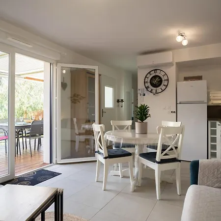 Villa T3 A 400m De La Avec Piscine
