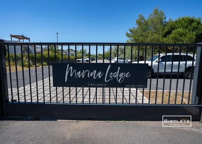 Villa T3 à 400m De La Avec Piscine Vias